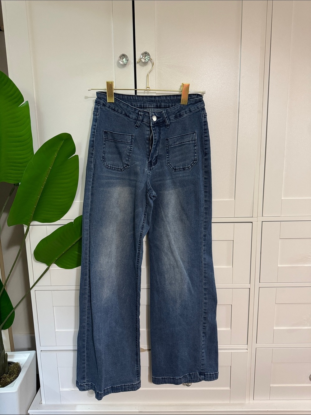Amazon Women's Wide-Leg Jeans in Faded Blue